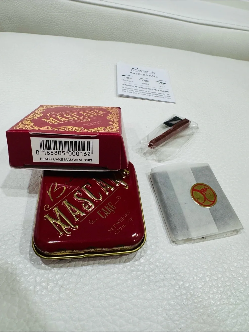 Besame Mascara Cake Mascara in Red tin with brush in Black New vintage style